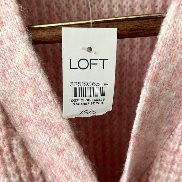 COPY - NWT sweater vest - Picture 5 of 9